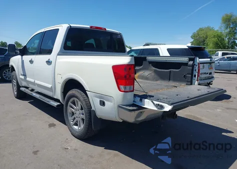 2012 Nissan Titan Pro-4X/S/Sl/Sv z USA, uszkodzony, nr VIN 1N6AA0EC3CN330627